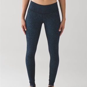 Lululemon Size 4 Leggings Rare Print